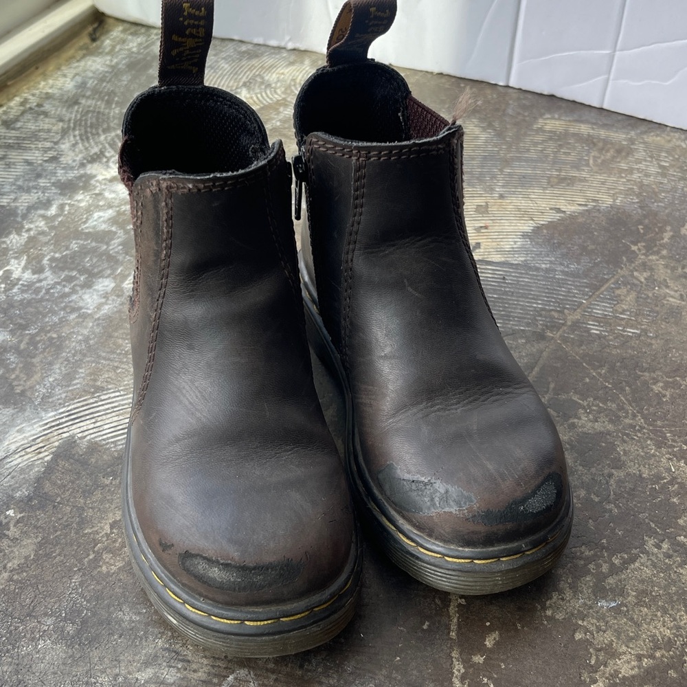 Dr Martens 2976 Chelsea boots